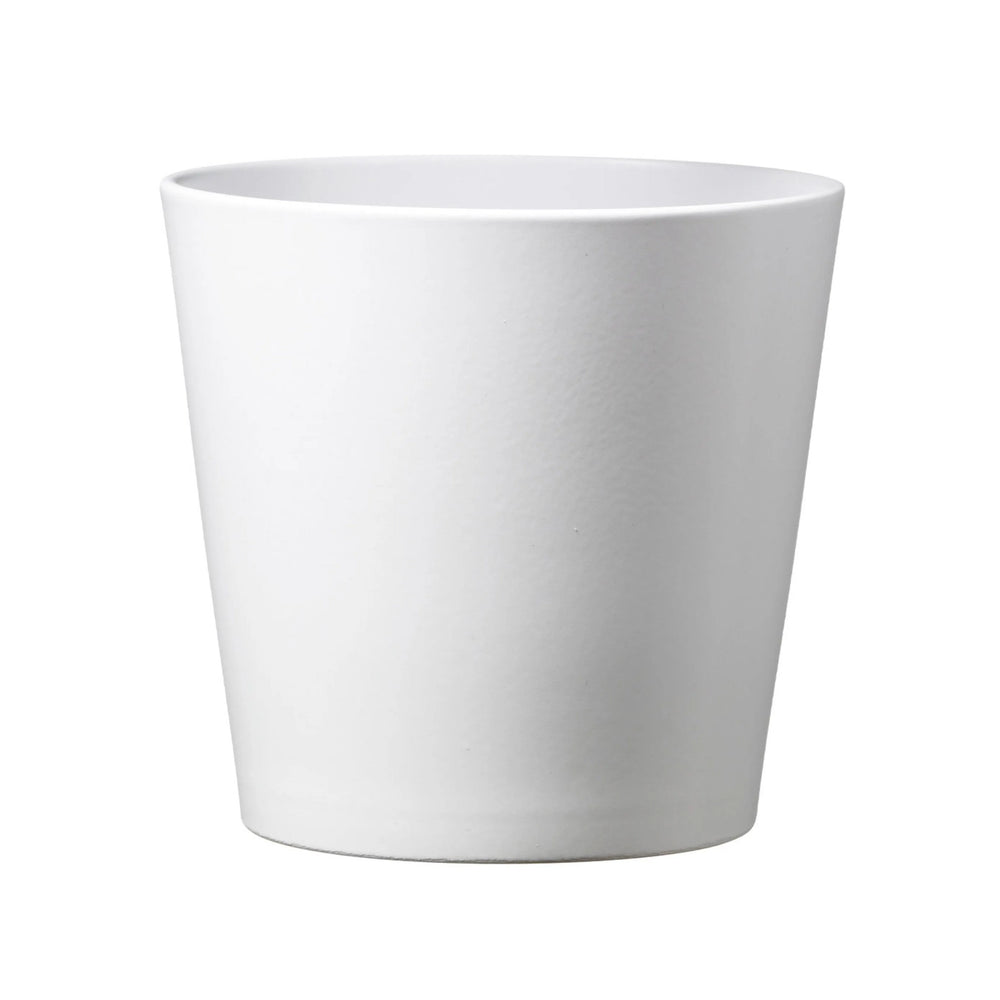Primo piano del vaso Dallas tondo in ceramica bianca opaca – ideale per piante da interno in stile minimalista

